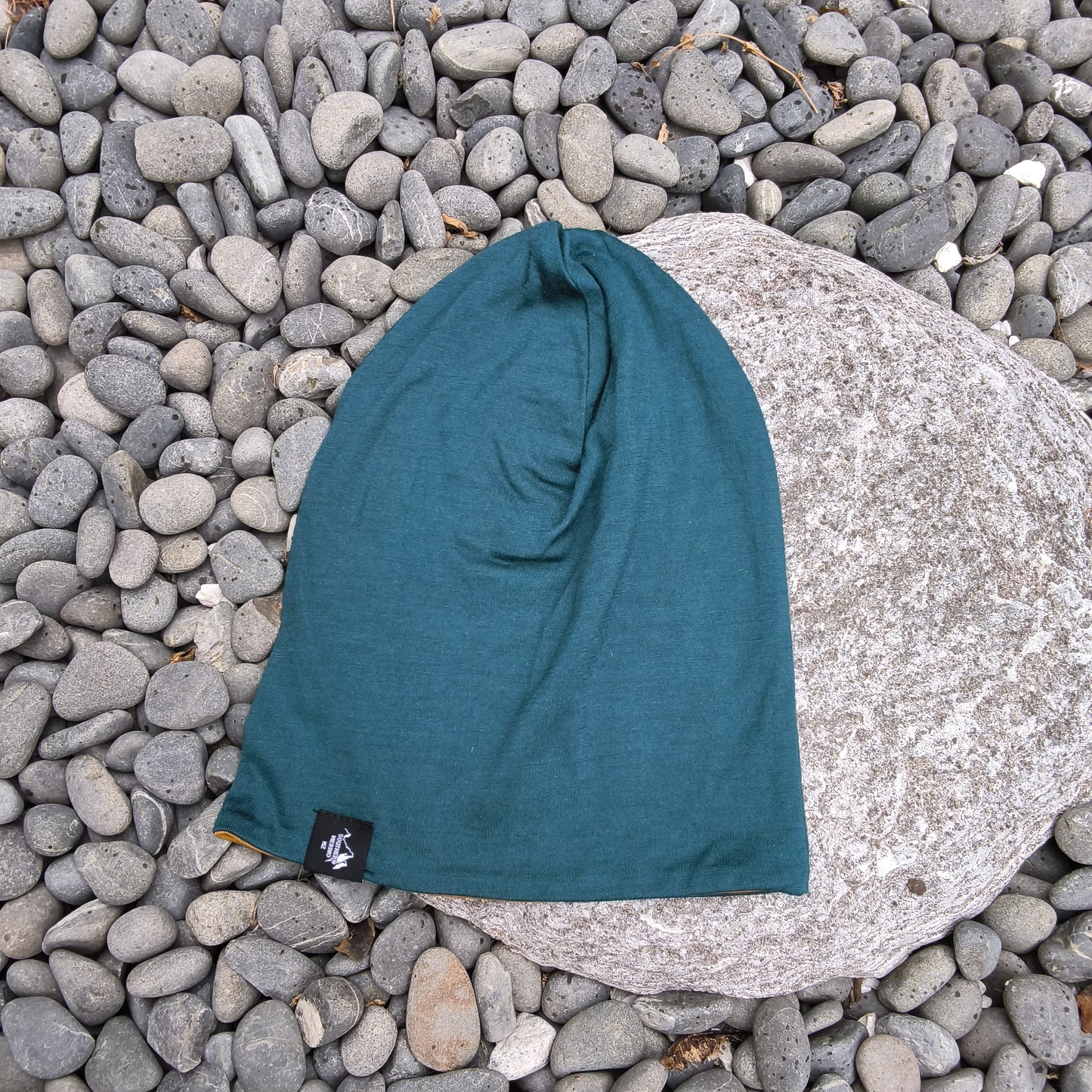 Slouch Beanie - Black/Red